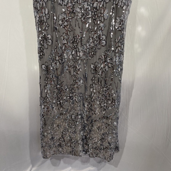 NEW $259‎ Alex Evenings [ 10 ] Sequin Lace Cold Shoulder Trumpet Gown Silver - Picture 10 of 13